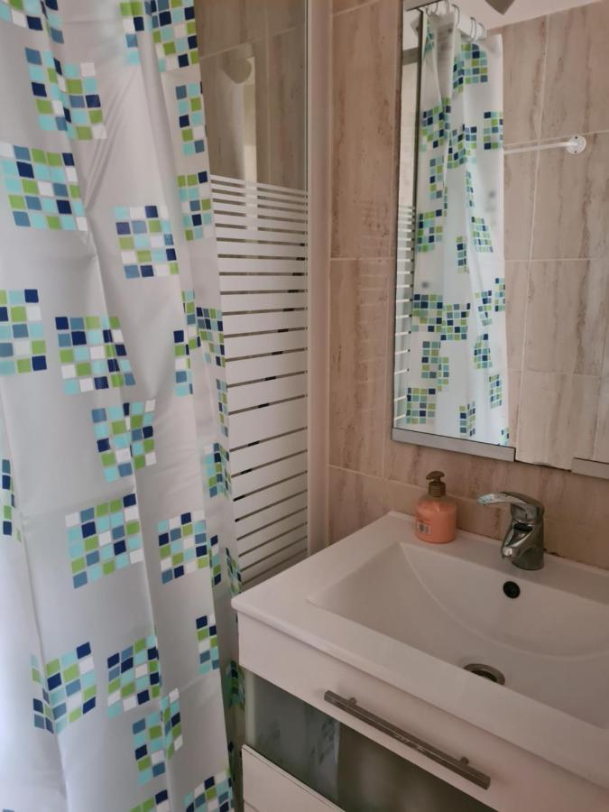 Apartamento En Pleno Centro De Nerja Esterno foto